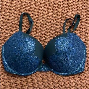 Victoria’s Secret Very Sexy Push-Up Bra
